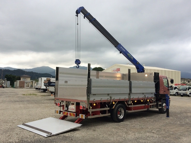 日野レンジャークレーン4段増トン（6t・8t）[写真02]