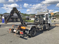 いすゞフォワードコンテナ専用車中型（4t）[写真02]