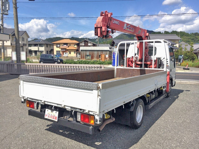 いすゞエルフユニック4段小型（2t・3t）[写真02]