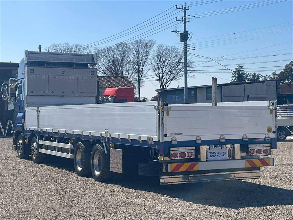 いすゞギガアルミブロック大型（10t）[写真03]