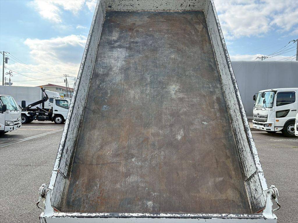 日野デュトロダンプ小型（2t・3t）[写真08]