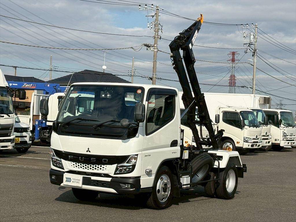中古コンテナ専用車（アームロール/フックロール）・小型（2t・3t