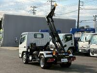 三菱ふそうキャンターコンテナ専用車小型（2t・3t）[写真14]