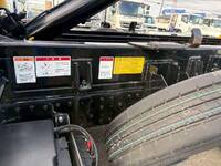 三菱ふそうキャンターコンテナ専用車小型（2t・3t）[写真15]