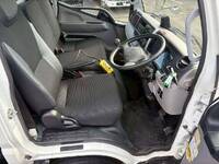 三菱ふそうキャンターコンテナ専用車小型（2t・3t）[写真21]