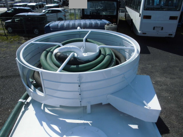 日野デュトロバキュームカー小型（2t・3t）[写真05]