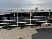 いすゞギガアルミブロック大型（10t）[写真15]