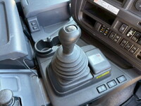 いすゞギガアルミブロック大型（10t）[写真24]