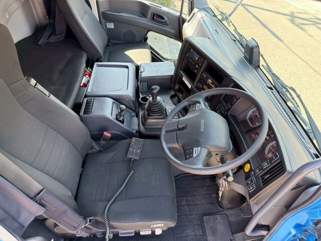 いすゞギガアルミブロック大型（10t）[写真24]