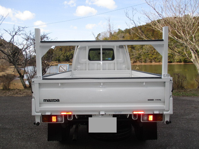 マツダボンゴ平ボディ小型（2t・3t）[写真10]