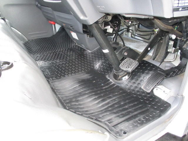 マツダボンゴ平ボディ小型（2t・3t）[写真32]