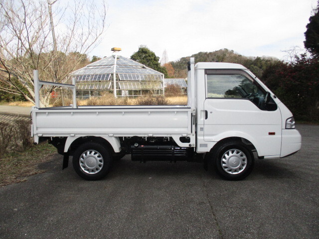マツダボンゴ平ボディ小型（2t・3t）[写真06]