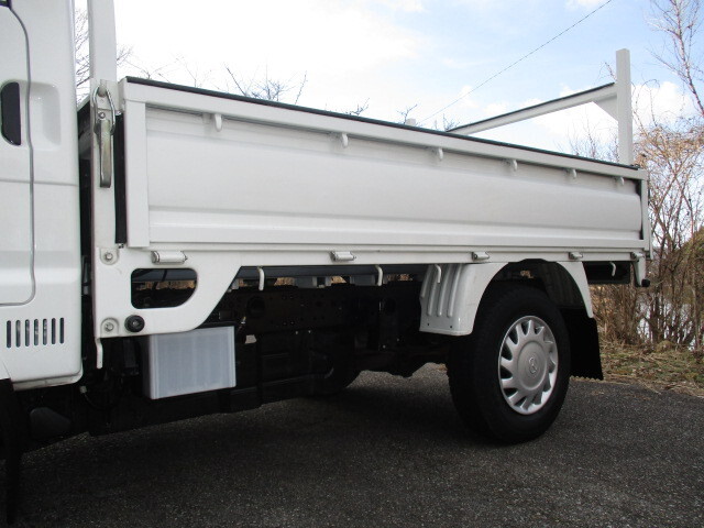 マツダボンゴ平ボディ小型（2t・3t）[写真08]