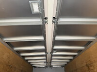 いすゞフォワードアルミウイング中型（4t）[写真11]