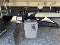 いすゞフォワードアルミウイング中型（4t）[写真24]