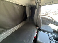 いすゞフォワードアルミウイング中型（4t）[写真37]