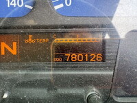 UDトラックスクオントレーラーヘッド（トラクターヘッド）大型（10t）[写真33]