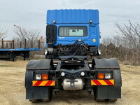 UDトラックスクオントレーラーヘッド（トラクターヘッド）大型（10t）[写真07]