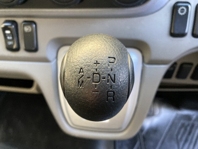 日産アトラスアルミバン小型（2t・3t）[写真19]