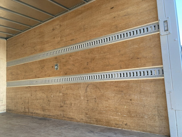 日産アトラスアルミバン小型（2t・3t）[写真24]