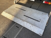 日産アトラスアルミバン小型（2t・3t）[写真07]