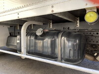 いすゞエルフアルミバン小型（2t・3t）[写真12]