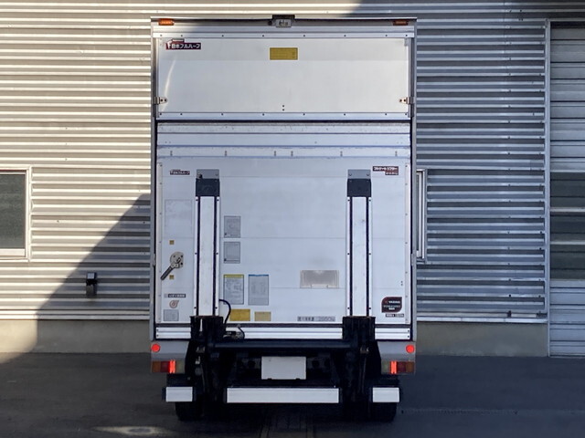 いすゞエルフアルミバン小型（2t・3t）[写真02]