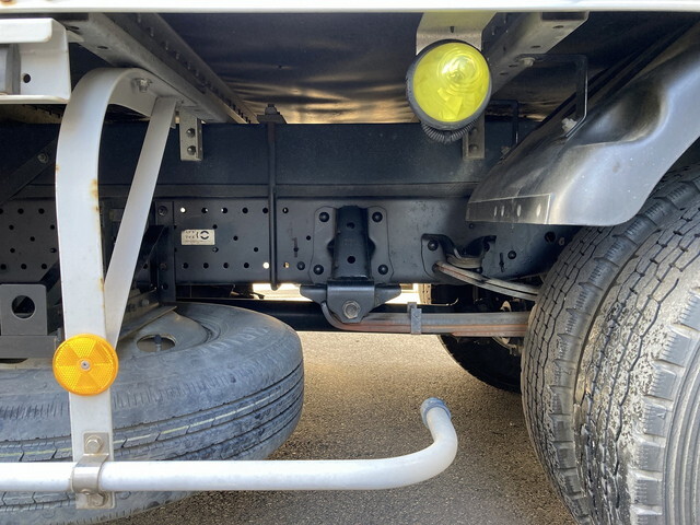 いすゞエルフアルミバン小型（2t・3t）[写真33]