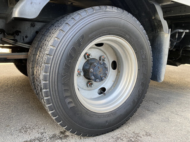 いすゞエルフアルミバン小型（2t・3t）[写真34]