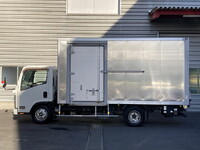 いすゞエルフアルミバン小型（2t・3t）[写真04]