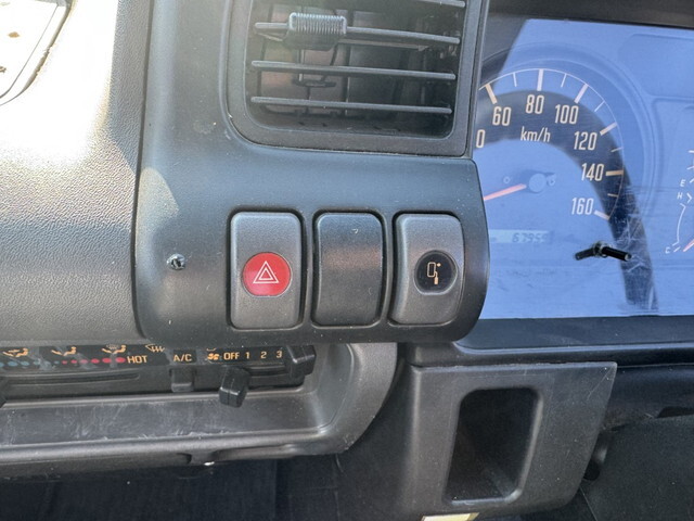 いすゞエルフレッカー車小型（2t・3t）[写真14]