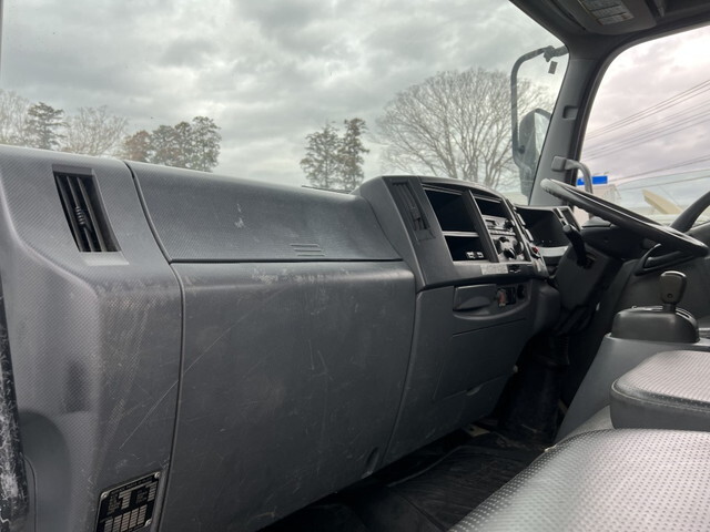 いすゞフォワードクレーン4段中型（4t）[写真36]