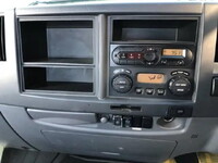 いすゞフォワード平ボディ中型（4t）[写真14]