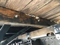 いすゞフォワード平ボディ中型（4t）[写真29]