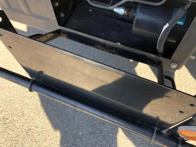 いすゞフォワード平ボディ中型（4t）[写真32]