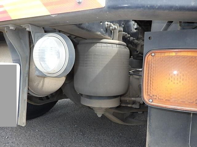 日野プロフィアトレーラーヘッド（トラクターヘッド）大型（10t）[写真20]