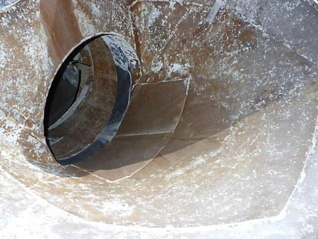 日野レンジャーミキサー車（コンクリートミキサー）増トン（6t・8t）[写真12]