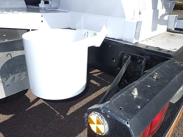 日野レンジャーミキサー車（コンクリートミキサー）増トン（6t・8t）[写真18]