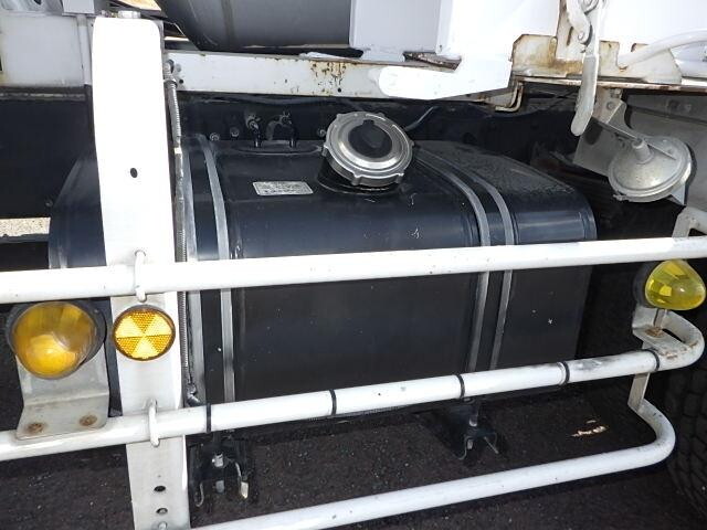 日野レンジャーミキサー車（コンクリートミキサー）増トン（6t・8t）[写真19]