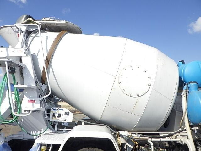 日野レンジャーミキサー車（コンクリートミキサー）増トン（6t・8t）[写真05]