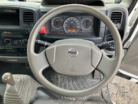 日産アトラス平ボディ小型（2t・3t）[写真33]