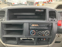 日産アトラス平ボディ小型（2t・3t）[写真37]