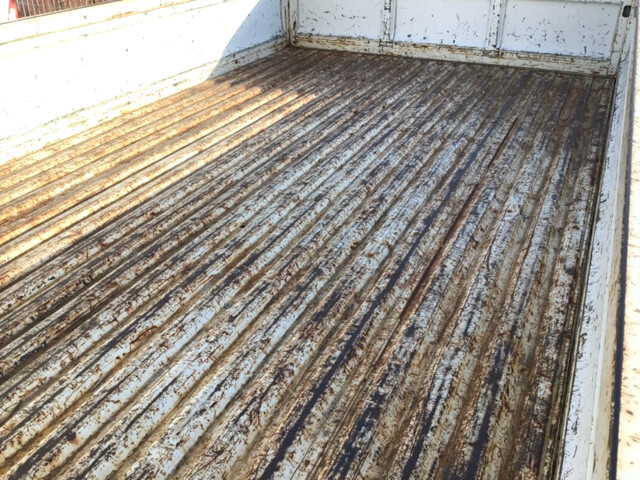 日産アトラス平ボディ小型（2t・3t）[写真05]