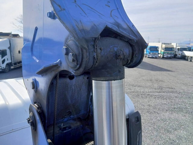 いすゞフォワードクレーン4段中型（4t）[写真13]