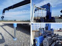 いすゞフォワードクレーン4段中型（4t）[写真16]