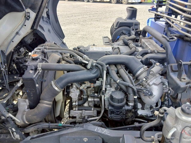 いすゞフォワードクレーン4段中型（4t）[写真25]