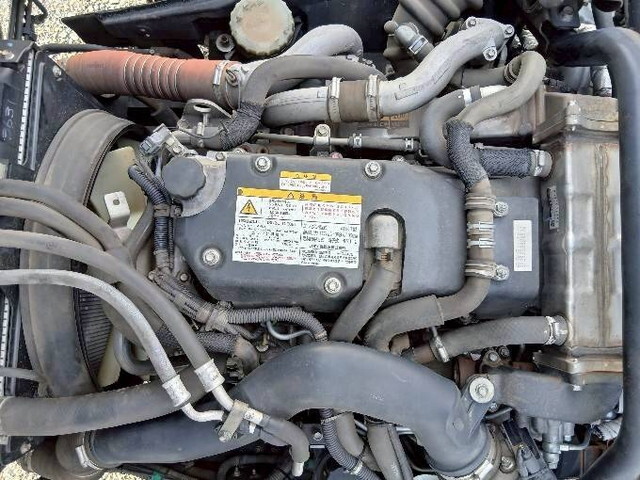 いすゞフォワードクレーン4段中型（4t）[写真26]