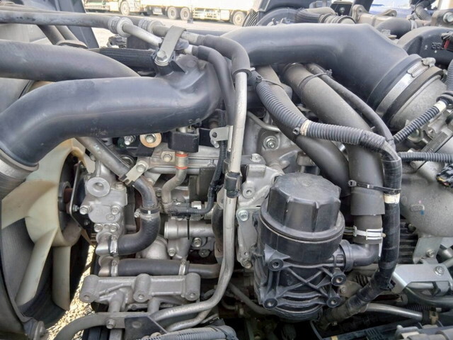 いすゞフォワードクレーン4段中型（4t）[写真27]