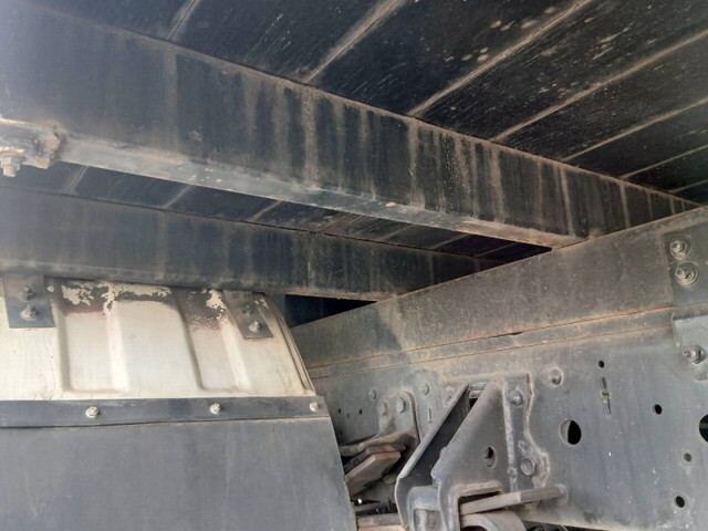 いすゞフォワードクレーン4段中型（4t）[写真35]