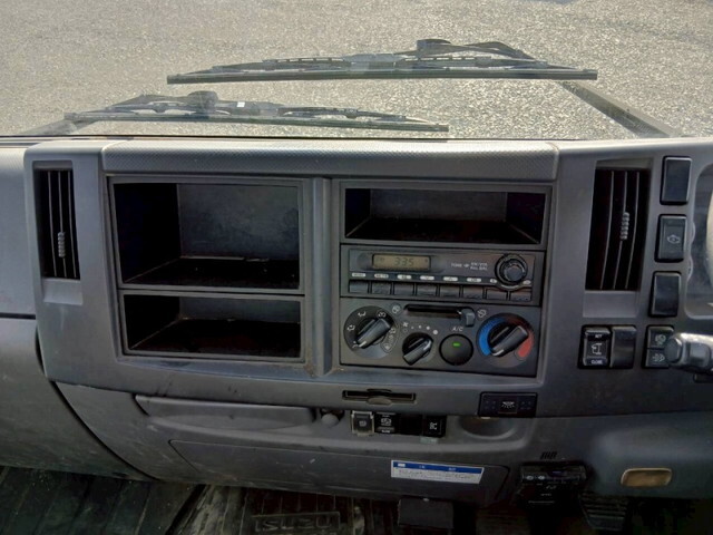 いすゞフォワードクレーン4段中型（4t）[写真36]